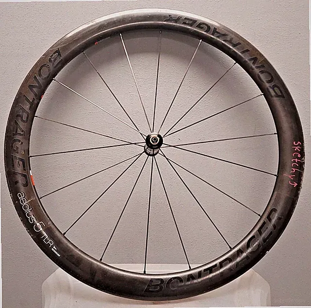 Bontrager Aeolus 5 700c Front Racing Carbon Bike Wheel 18S 4 Repair Training Art